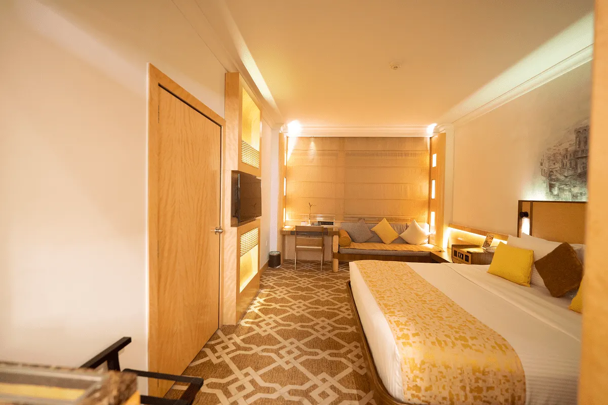 Deluxe King Hotel Rooms in Dubai