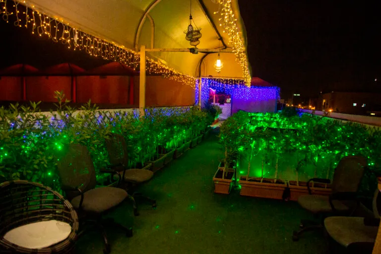 Dinner in Dubai Red Horse Roof Top Shisha Lounge